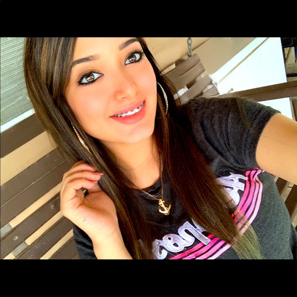 Meet your Posher, Diana